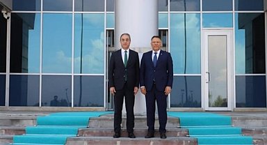 Nahçıvan Başkonsolosu Kaya'dan Rektör Gürel'e ziyaret