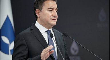 Babacan'dan Tekirdağ ve Çanakkale’deki yangınlara ilişkin geçmiş olsun mesajı