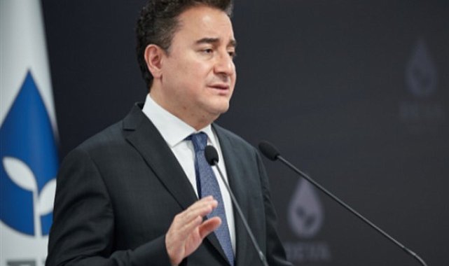 Babacan: Vicdanlarda sızlamaya devam ediyor