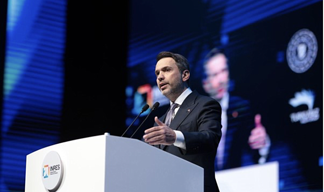 Bakan Bayraktar, Gürcistan Bakanı Kvrivishvili ile görüştü