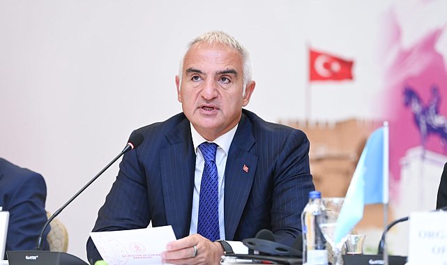Bakan Ersoy, Azerbaycan Devlet Turizm Ajansı Başkanı Naghiyev ile görüştü