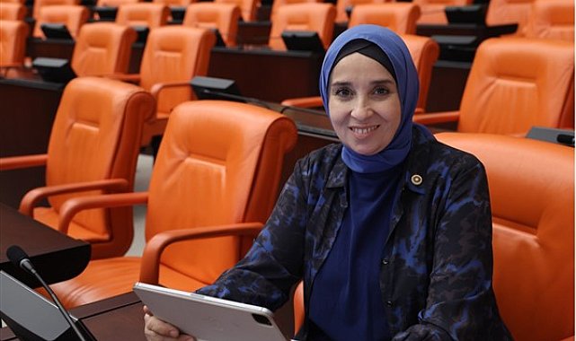 Esen: MEB LGS soru yazarları, kaynak kitaplara soru mu sağlıyor?