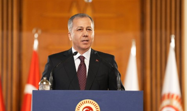 Bakan Yerlikaya: Hesaplarında 2 milyar TL işlem hacmi bulunan 34 şüpheliyi yakaladık