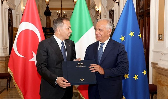 Bakan Yerlikaya, İtalyan mevkidaşı Piantedosi ile Roma’da görüştü