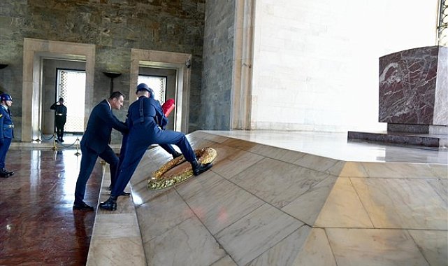 Başkan Köse’den Zafer Haftası’nda Anıtkabir’e ziyaret