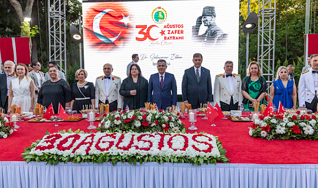 Başkan Tugay 30 Ağustos Zafer Bayramı resepsiyonunda