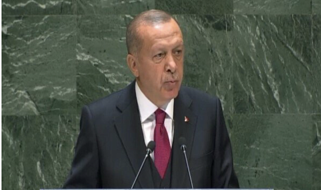 Cumhurbaşkanı Erdoğan, Fransa Cumhurbaşkanı Macron ile görüştü