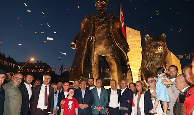 Keçiören’de 30 Ağustos Zafer Anıtı töreni