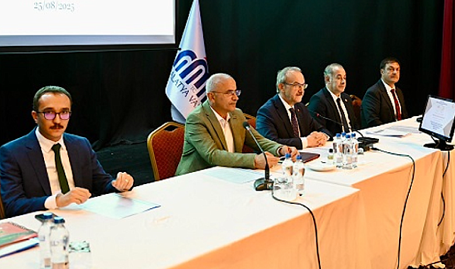 Malatya Valisi Yavuz sokak hayvanları projesi toplantısını yönetti