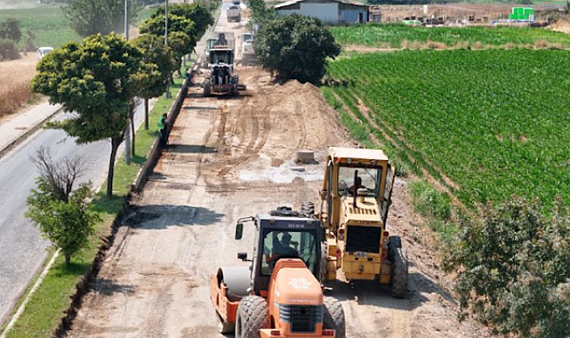 Zeybekler Bulvarı’nda yol çalışmalarına başlandı