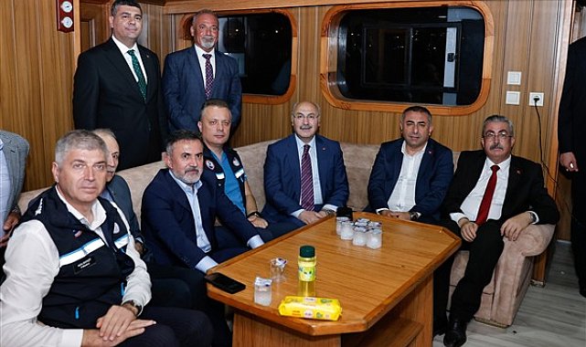 Adana Valisi Köşger, Su Ürünleri Av Sezonu Açılış Töreni’ne katıldı