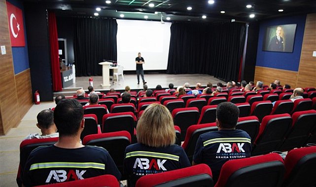 Aliağa Belediyesi, Afet Farkındalık ve Temel İlk Yardım Eğitimi düzenledi