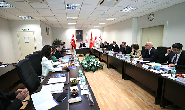 Bakan Bak, İstanbul HDK toplantısına başkanlık etti