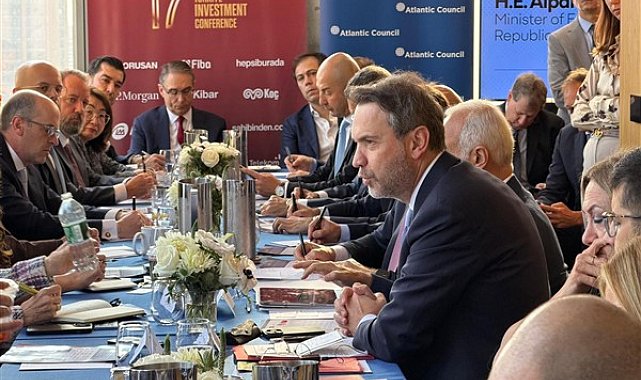 Bakan Bayraktar'dan ABD'li iş insanlarına yatırım çağrısı