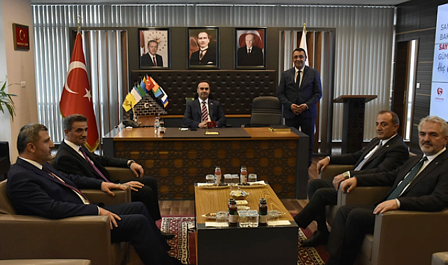 Bakan Kacır, Başkan Başer'i ziyaret etti