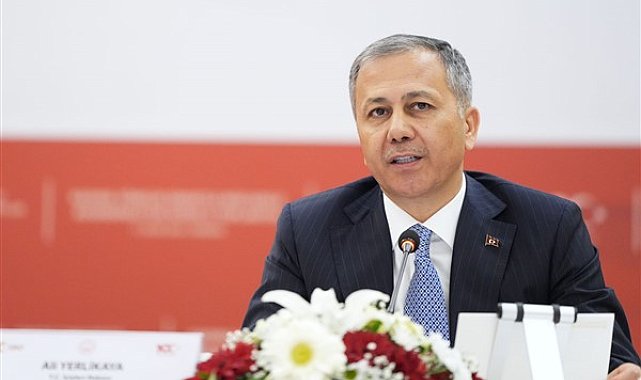 Bakan Yerlikaya, Ağrı’da