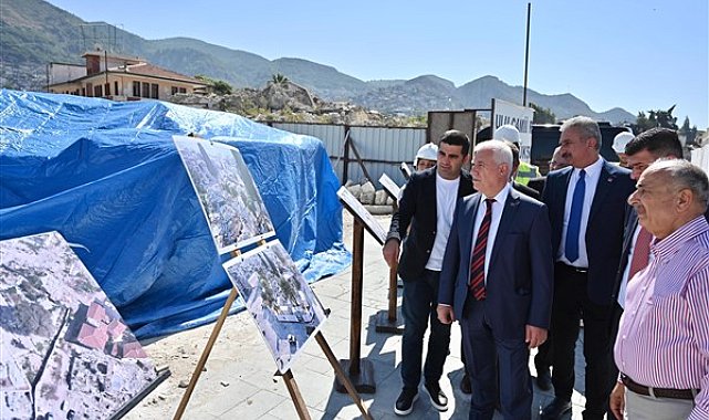 Başkan Bozbey: Antakya Ulu Cami orijinaline uygun olarak yeniden inşa ediliyor