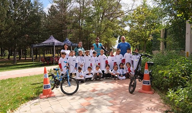 Eskişehir Büyükşehir Belediyesi çocuklar için hareketli yaşam etkinliği düzenlendi