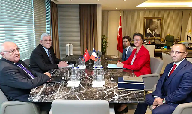 İYİ Parti Genel Başkanı Dervişoğlu, Fransa Büyükelçisi Dumont ile görüştü