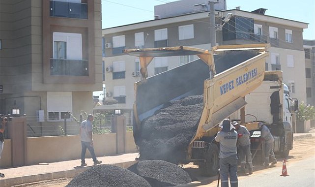 Kepez’de yol çalışmaları sürüyor