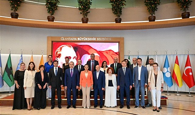 Moskova Hükümeti Bakanı’ndan Antalya Büyükşehir’e ziyaret
