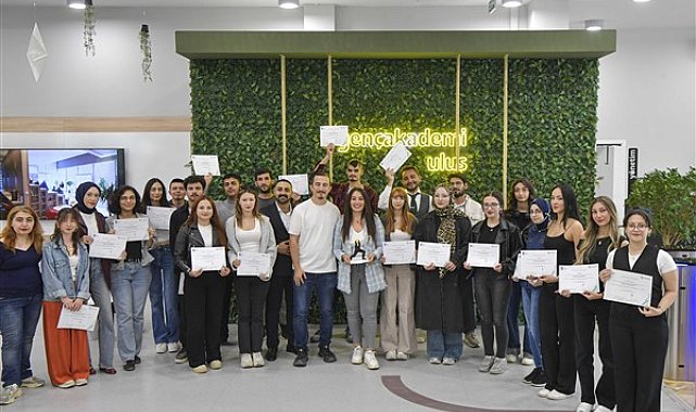 Ulus Genç Akademi, öğrenciler için ücretsiz 3D modellemeye giriş eğitimi düzenledi