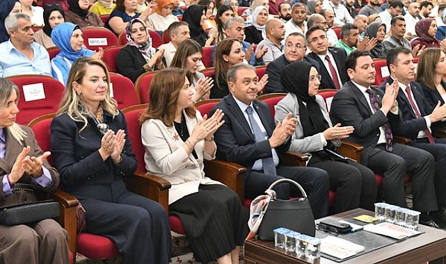 Vali Şıldak Gönül Elçileri ile Koruyucu Aile Farkındalık programına katıldı