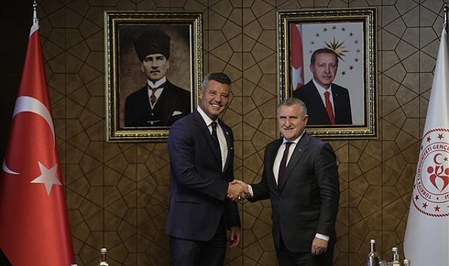 Bakan Bak, Fenerbahçe yönetimi ile görüştü