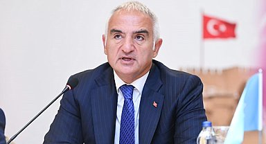 Bakan Ersoy: Galata Kulesi’ni aydınlattık