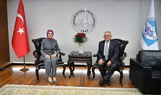 Bakan Göktaş, Başkan Büyükkılıç'ı ziyaret etti