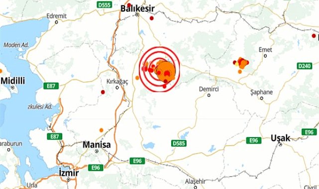 Balıkesir Sındırgı'da 6.0 büyüklüğünde deprem
