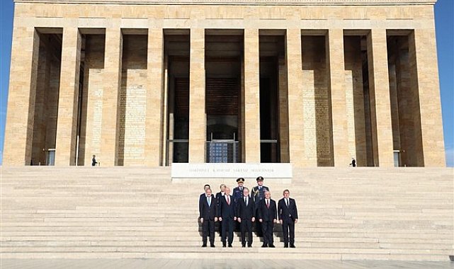 Birleşik Krallık Başbakanı Starmer, Anıtkabir’i ziyaret etti