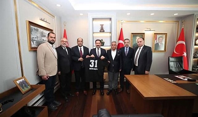 Hatay Valisi Masatlı, yeni Atakaş Hatayspor yönetimini ağırladı