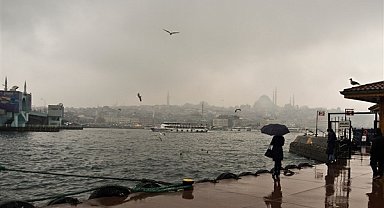 İstanbul’da fırtına ve kuvvetli sağanak yağış bekleniyor