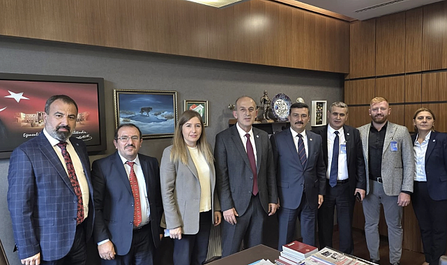İYİ Parti Bursa İl Başkanı Kaya’dan TBMM ziyareti