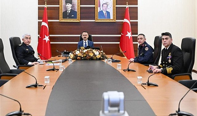 Kocaeli Valisi Aktaş, VKS toplantısına katıldı