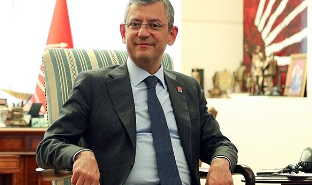 Özel, Amsterdam’da Avrupa sosyal demokrat liderlerle görüştü