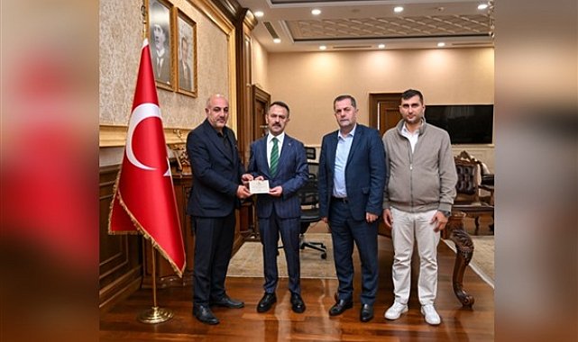 Yesevi Hareketi Derneği’nden Vali Aktaş'a ziyaret