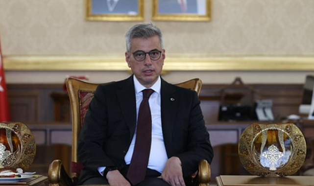 Bakan Memişoğlu, AK Parti Gazipaşa İlçe Başkanlığını ziyaret etti