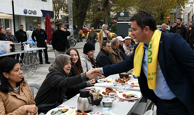 Başkan Aydın İstiklal Mahallesi’nde vatandaşlarla buluştu