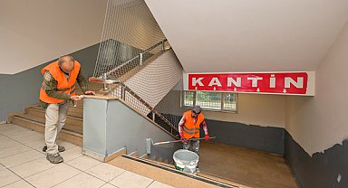 Esenyurt’ta okullarda bakım ve onarım çalışmaları ara tatilde devam etti