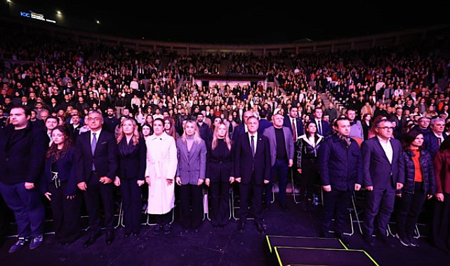 Harbiye Açıkhava’da Atatürk anısına konser düzenlendi