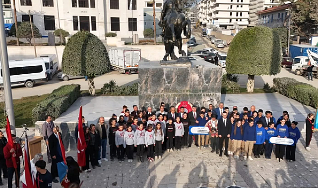 Hatay’da Öğretmenler Günü töreni düzenlendi