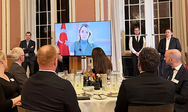 İmamoğlu çifti Berlin’den ''Cesaret Ödülü'' aldı