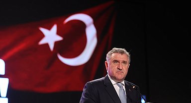 Bak: Benim bir fikrim var diyerek yola çıkan tüm gençlerimizin yanındayız