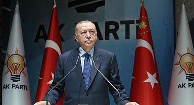 Cumhurbaşkanı Erdoğan: Asgari ücretin işçi ve işverenlerimize hayırlı olmasını diliyorum