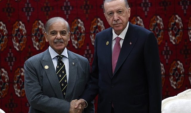 Cumhurbaşkanı Erdoğan, Aşkabat’ta Pakistan Başbakanı Şerif ile görüştü