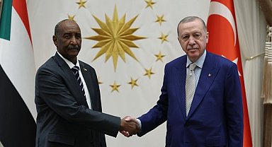Cumhurbaşkanı Erdoğan, Sudan Egemenlik Konseyi Başkanı El Burhan’ı kabul etti