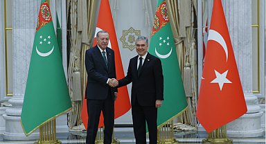 Cumhurbaşkanı Erdoğan, Türkmenistan Halk Maslahatı Başkanı Berdimuhamedov ile görüştü