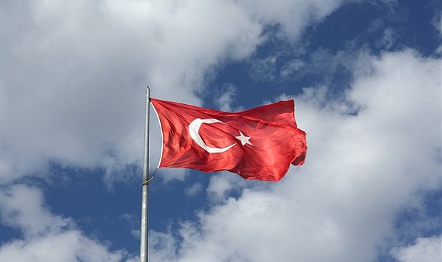 Uyuşturucu operasyonunda yaralanan polis şehit oldu